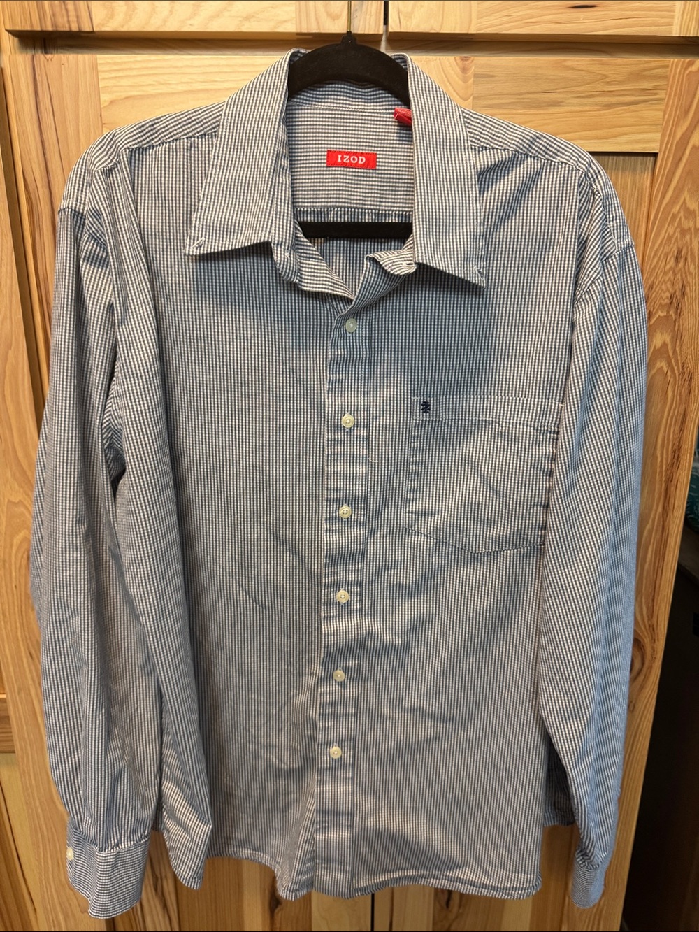 Izod Men’s Blue and White Pinstripe Long-Sleeve Dress Shirt